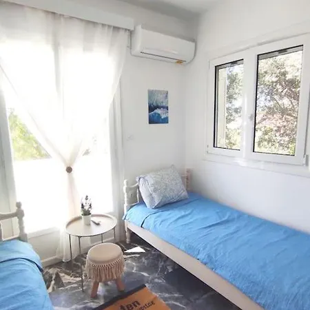 Σπίτι διακοπών White In Olive Trees And Seaview To Panagia *