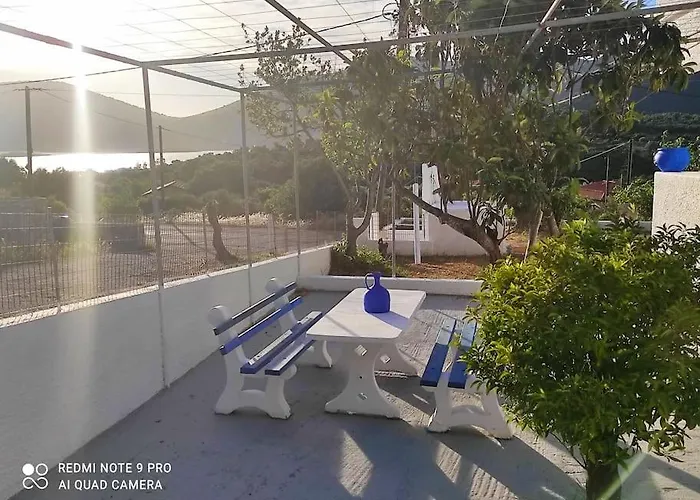 Holiday home White In Olive Trees And Seaview To Panagia