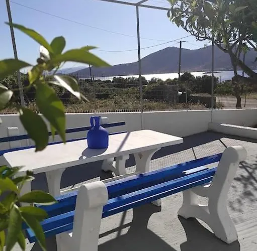 Holiday home White In Olive Trees And Seaview To Panagia *